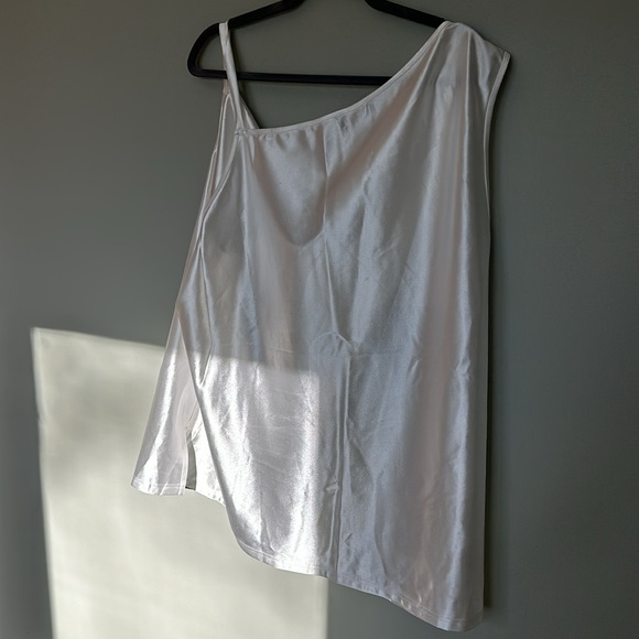 4x ‘Silk’ one shoulder camisole top NWOT - Picture 3 of 4